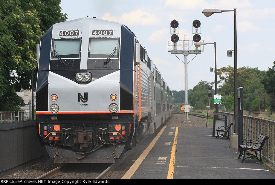 NJT PL42AC #4007